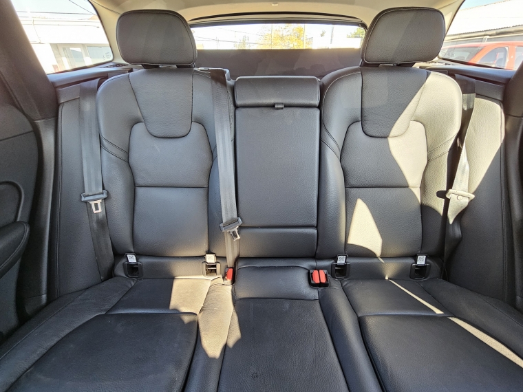 Volvo Xc60 Ii B5 4x4 2.0 Aut  2022 Usado  Usado en Autoselect Usados