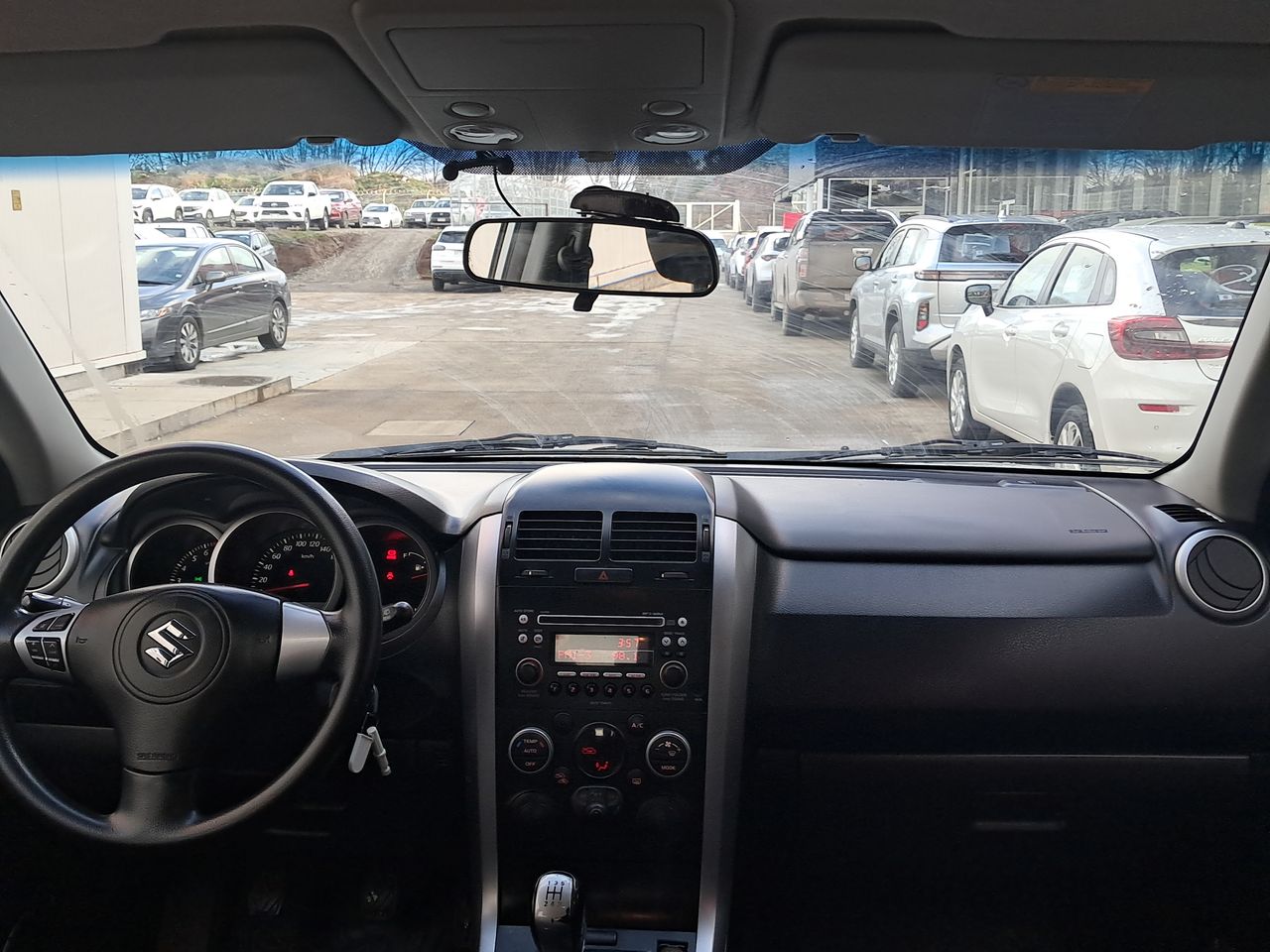 Suzuki Grand nomade Gran Nomade Glx Sport 2.4 2016 Usado  Usado en Webautos.cl