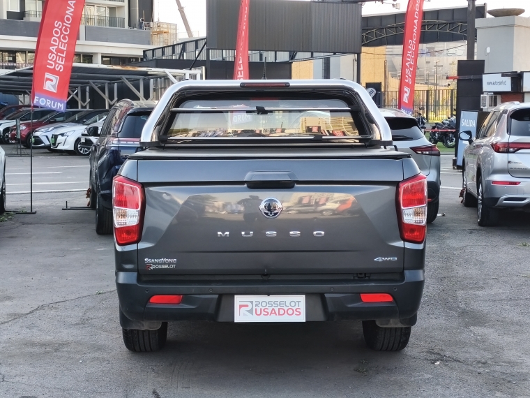 Ssangyong Musso Musso Dcab 4x4 2.2 Aut 2021 Usado en Rosselot Usados