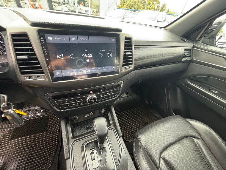 Ssangyong Musso 2.2 Limited Plus 4x4 Diesel At 2024 Usado  Usado en Webautos.cl