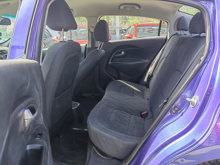 Kia Rio 4 Rio 4 Ex 1.4 2014 Usado en Rosselot Usados