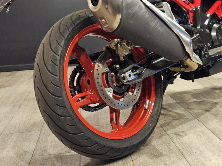 Bmw G 310 r . 2025 Usado en BMW Premium Selection