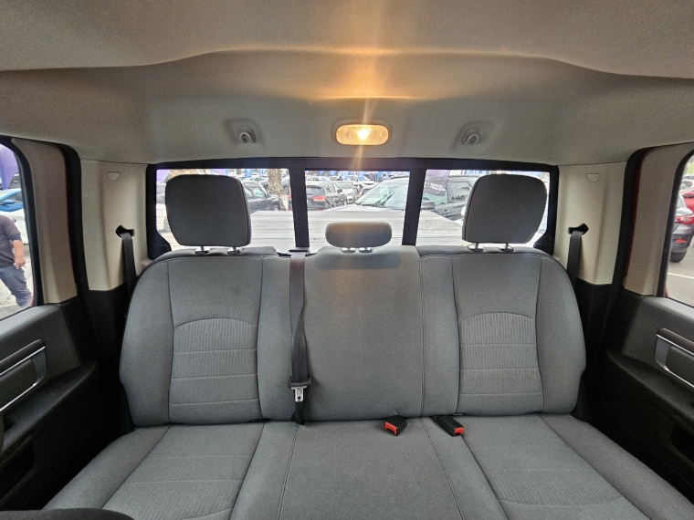 RAM 1500 — foto 17 de 20