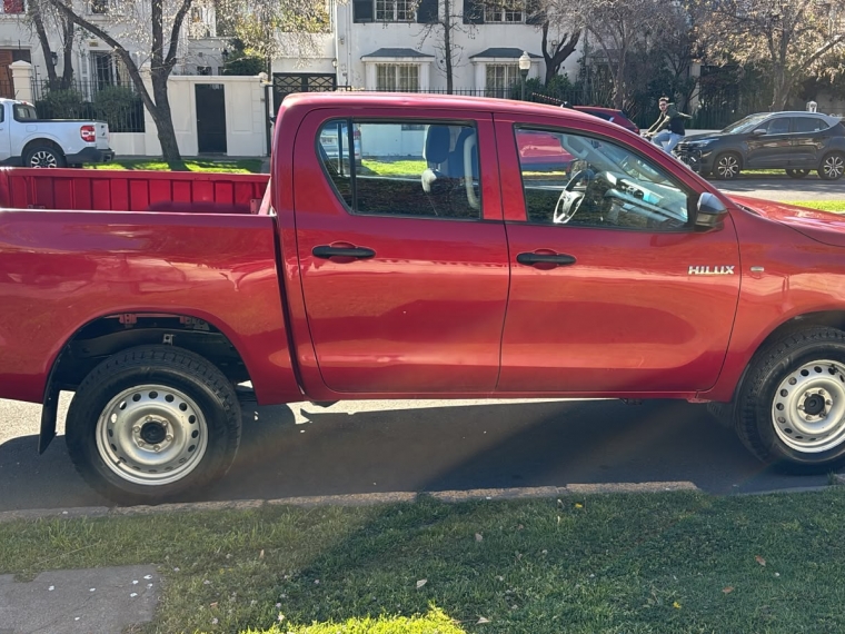 Toyota Hilux Dcab Dx 4X2 2.4Cc — foto 10 de 11