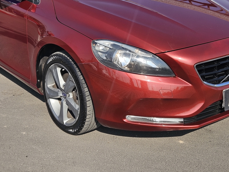 Volvo V40 D2 At Diesel 1.6 2014 Usado  Usado en Kovacs Usados