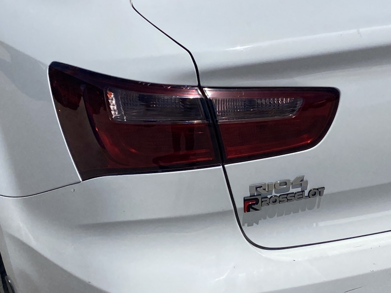 Kia Rio 4 Rio 4 Ex 1.4 2017 Usado en Rosselot Usados