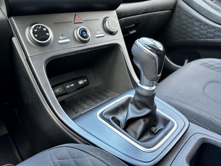 Hyundai Creta 1.5 Su2id Design Mt 2025 Usado  Usado en Kovacs Usados