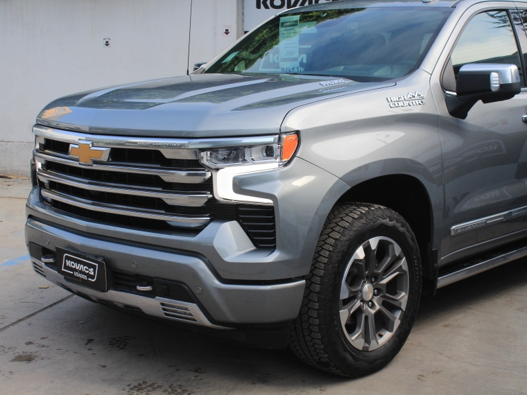 Chevrolet Silverado 3.0 Td High Contry At 4x4 Diesel 2025 Usado  Usado en Kovacs Usados