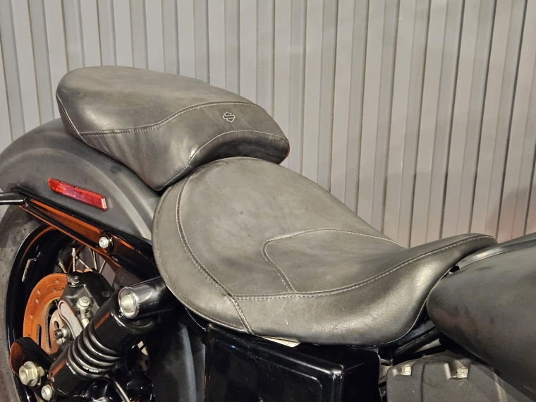 Harley-davidson Street bob Dyna 96 2013 Usado en BMW Premium Selection Harley-davidson Street bob Dyna 96 2013 Usado en BMW Premium Selection
