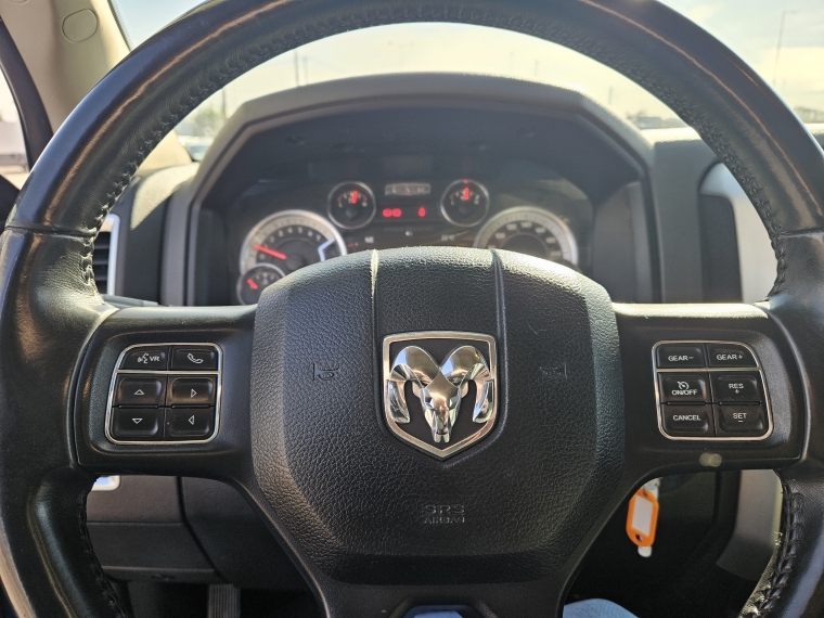 Ram 1500 Quad Cab At 4x4 3.6 2018 Usado  Usado en Kovacs Usados