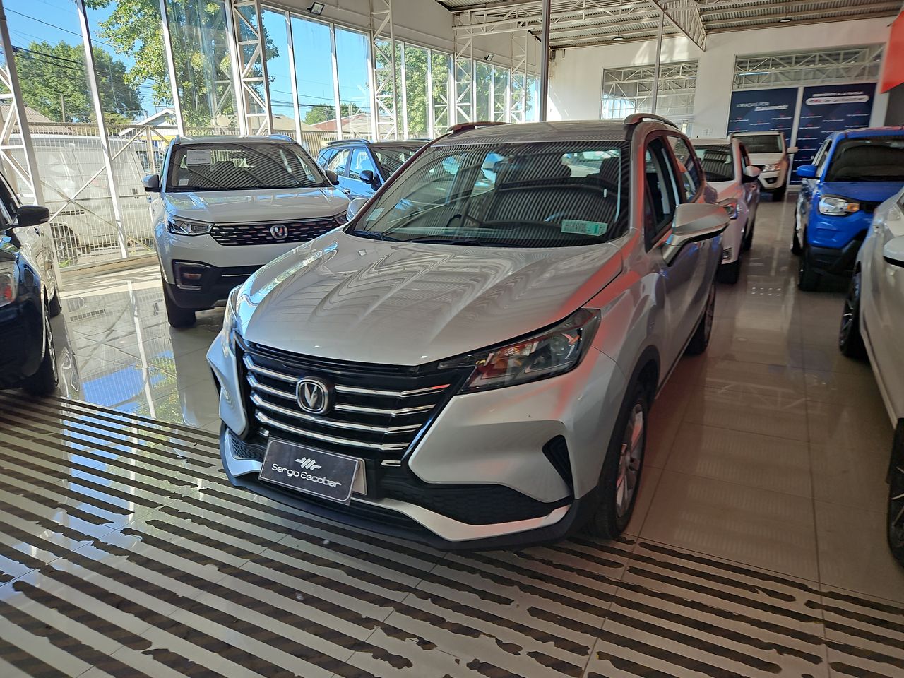 Changan Cs15 Cs15 Hb 4x2 1.5 2023 Usado en Usados de Primera - Sergio Escobar