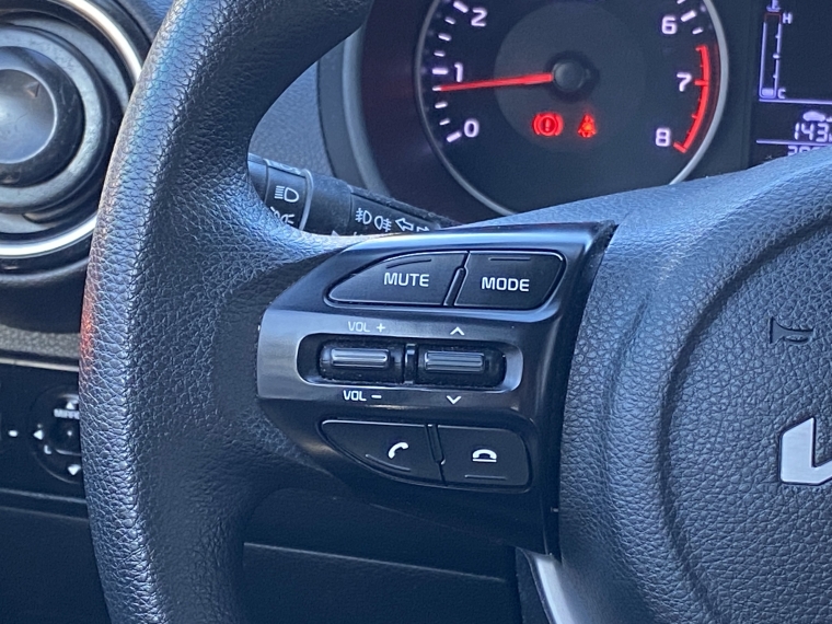Kia Soluto Mpi 1.4 2024 Usado  Usado en Kovacs Usados