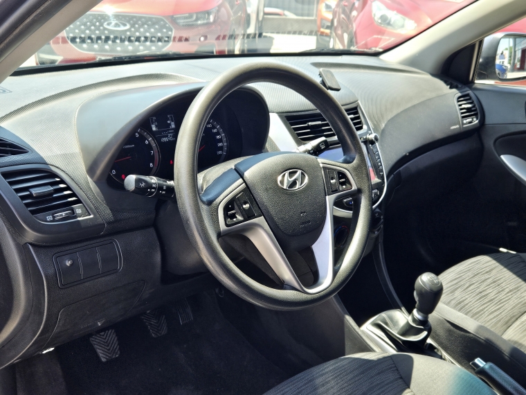 Hyundai Accent Accent Gl 1.4 2017 Usado en Rosselot Usados