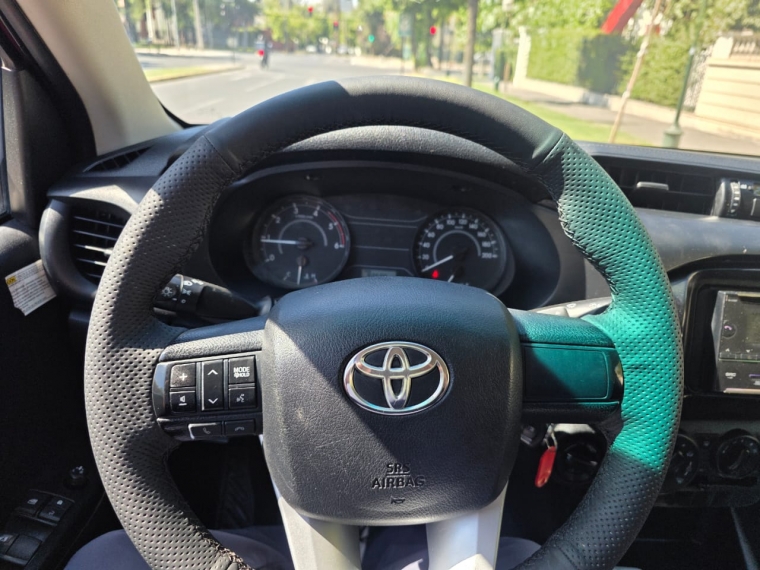 Toyota Hilux Dx 4x4 2.4 2019  Usado en GT Autos