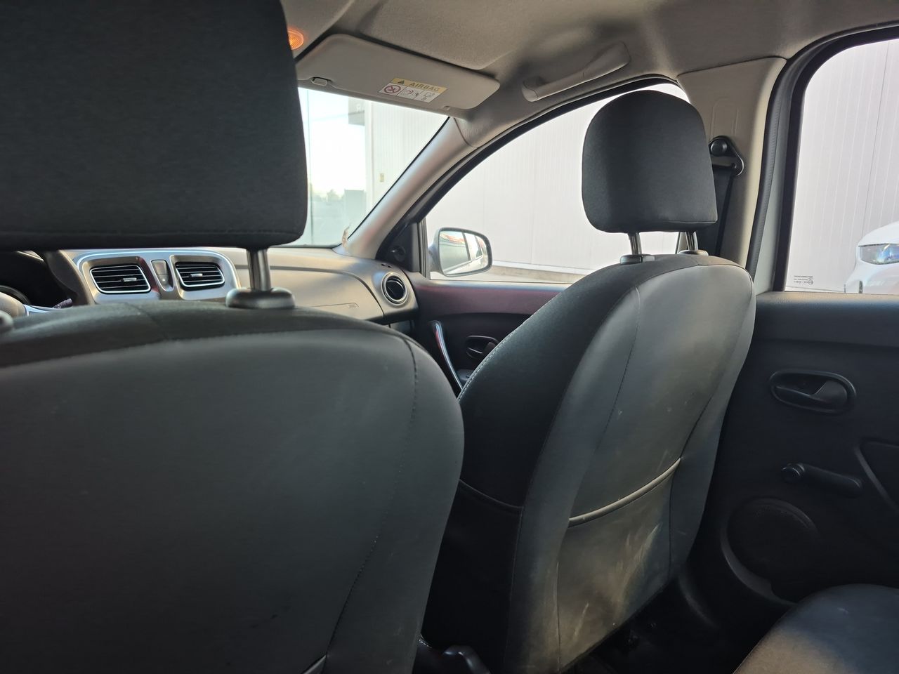 Renault Symbol Symbol Zen 1.6 2018 Usado Usado en Webautos.cl Renault Symbol Symbol Zen 1.6 2018 Usado Usado en Webautos.cl