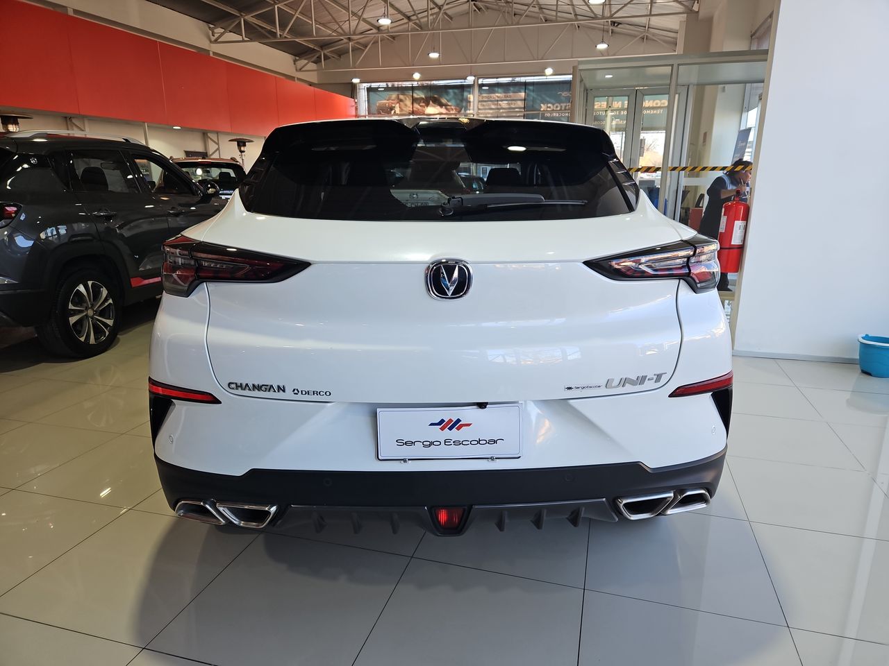 Changan Uni-t Uni T Turbo 1.5 Aut 2023 Usado  Usado en Webautos.cl