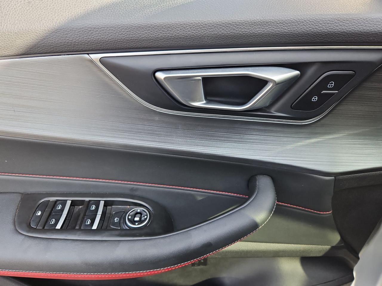 Chery Tiggo 3 pro Tiggo 3 Pro Glx 1.5 Aut 2023 Usado en Usados de Primera - Sergio Escobar