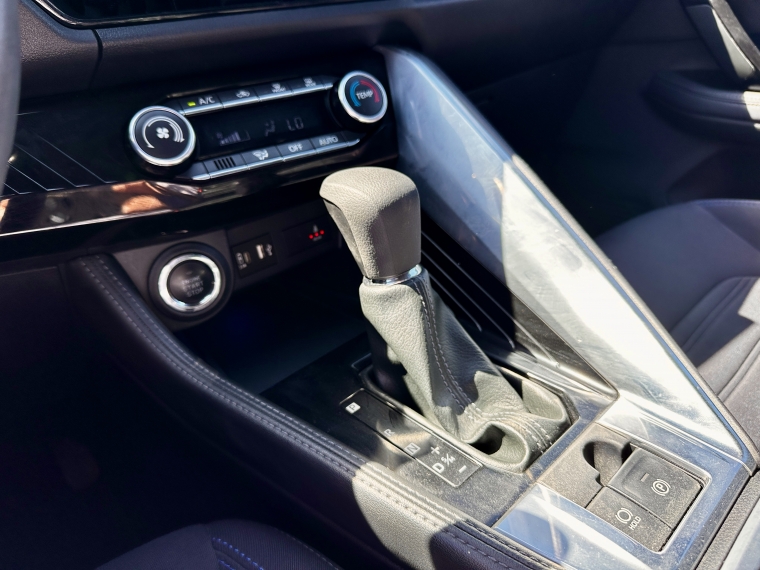 Toyota Yaris 1.5 Xg At 2025 Usado  Usado en Kovacs Usados