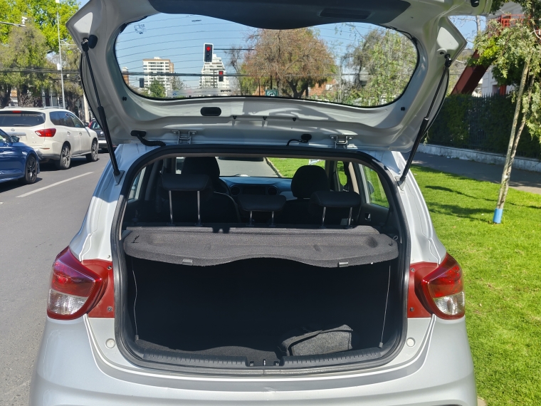 Hyundai Grand I10 Ba — foto 4 de 14
