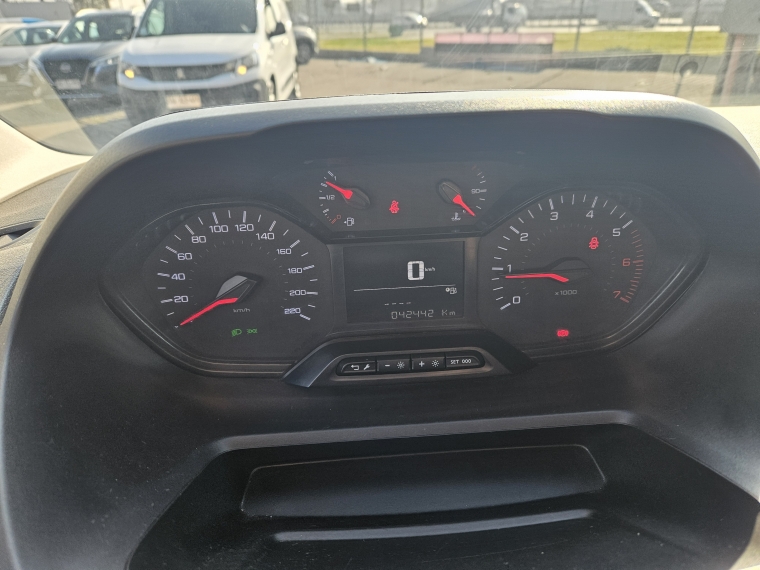 Peugeot Partner L1 Blue Hdi 100 1.5 2023 Usado  Usado en Kovacs Usados