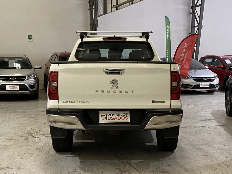 Peugeot Landtrek Landtrek 4x4 1.9 2023 Usado en Rosselot Usados