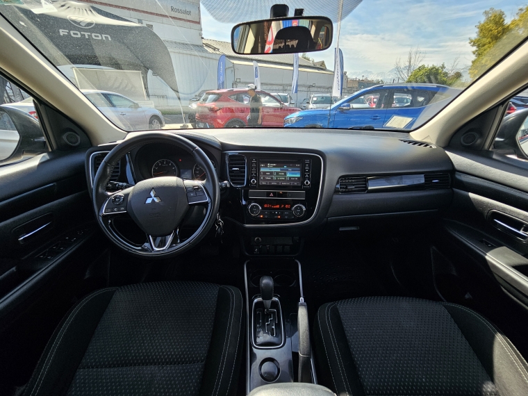Mitsubishi Outlander Outlander Cvt 2.0 Aut 2019 Usado en Rosselot Usados