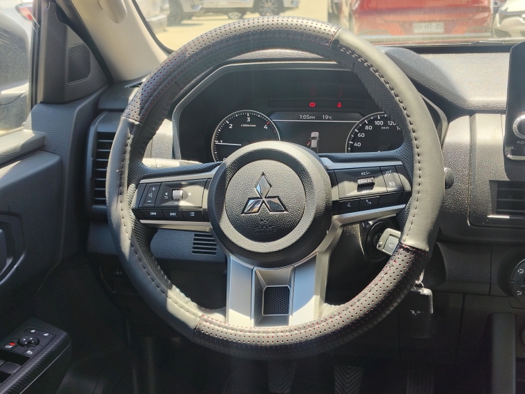 Mitsubishi L200 L200 Work 2.4 2025 Usado en Rosselot Usados