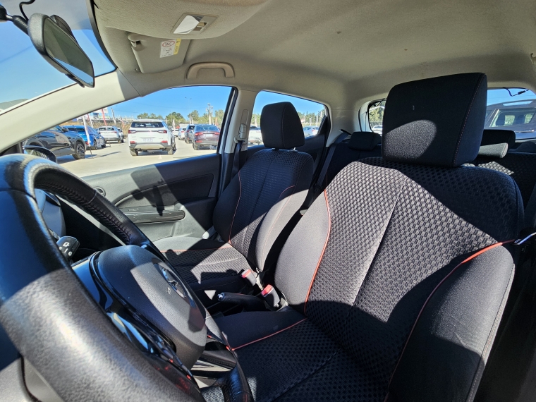 Mazda 2 2 1.5 2015 Usado en Rosselot Usados