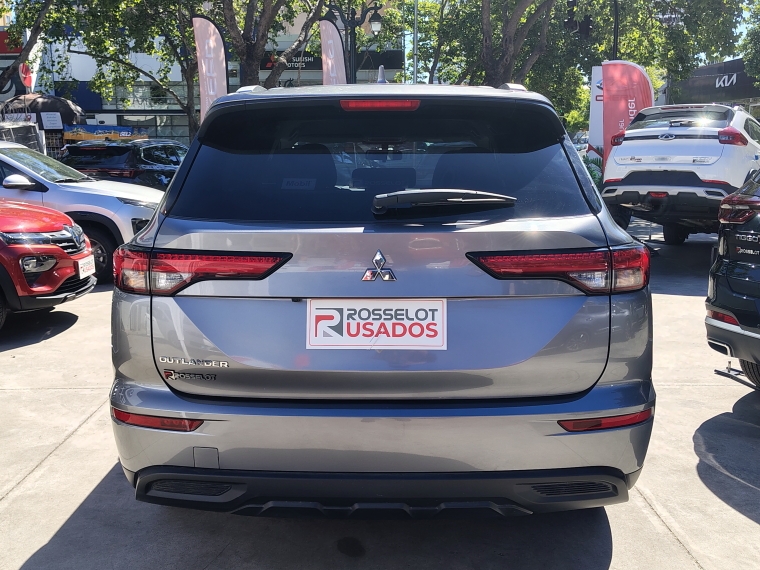 Mitsubishi New outlander Outlander Glx 2.5 Aut 2024 Usado en Rosselot Usados