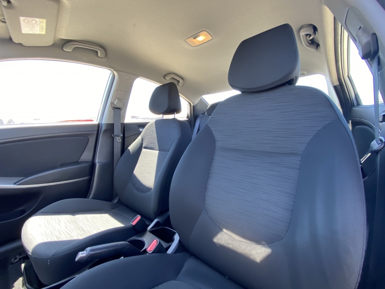 Hyundai Accent Accent 1.4 2018 Usado en Rosselot Usados