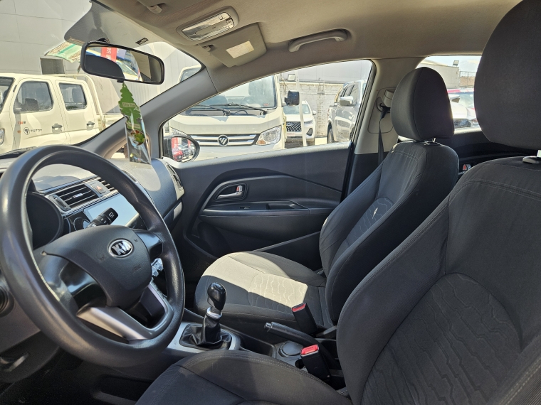 Kia Rio 5 Rio 5 Ex 1.4 2017 Usado en Rosselot Usados
