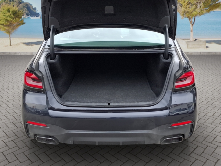 Bmw M550 I Xdrive 4x4 4.4 At 2023 Usado  Usado en BMW Premium Selection
