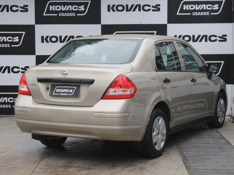 Nissan Tiida 1.6  Sedan  Mt 2015 Usado  Usado en Kovacs Usados
