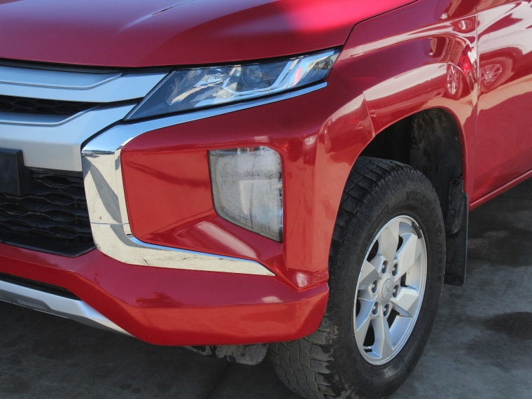 Mitsubishi L200 L200 D/c 2.4 Katana Crt 4x4 Special Pack 2021 Usado en Rosselot Usados