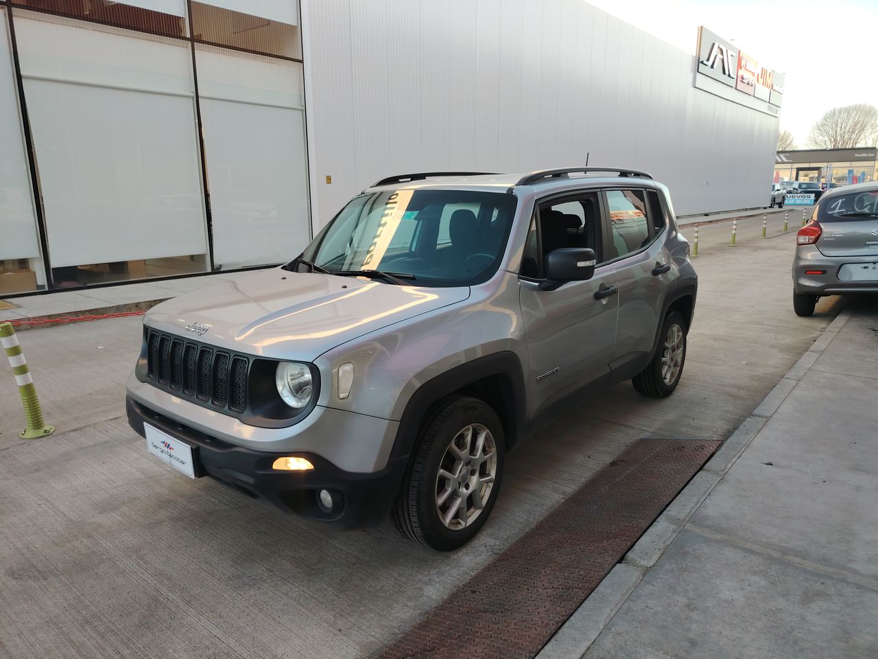 Jeep Renegade Renegade Sport 1.8 2022 Usado en Usados de Primera - Sergio Escobar