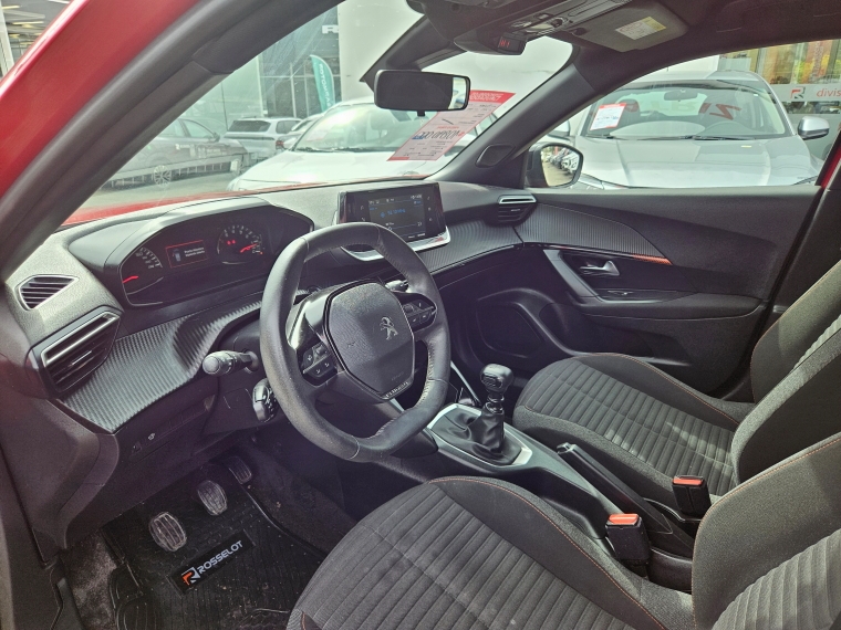 Peugeot 2008 2008 Puretech 130 4x2 1.2 2023 Usado en Rosselot Usados