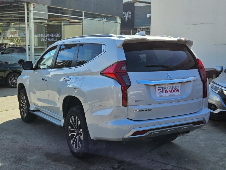 Mitsubishi Montero sport Montero Sport 3.0 Aut 2024 Usado en Rosselot Usados