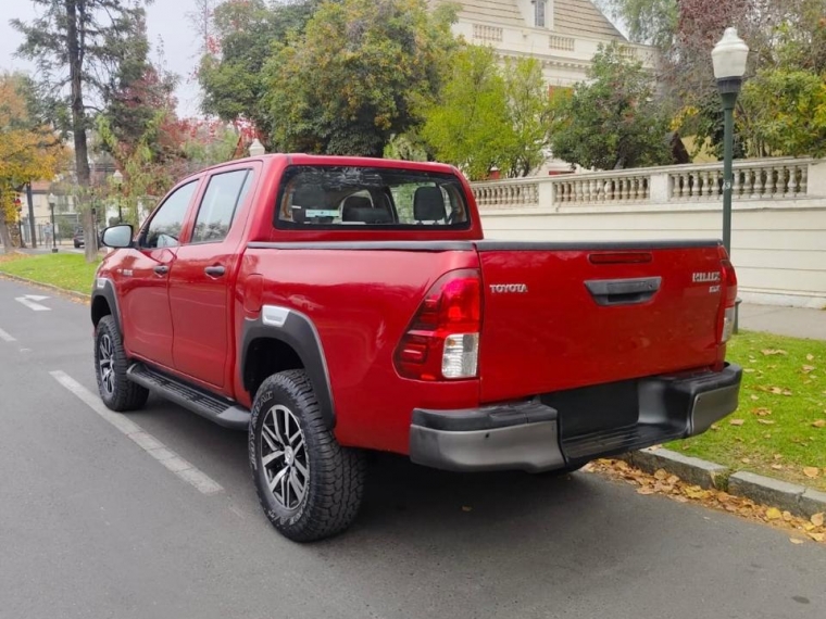 TOYOTA HILUX DX 4X2  2.4 - imagen 7