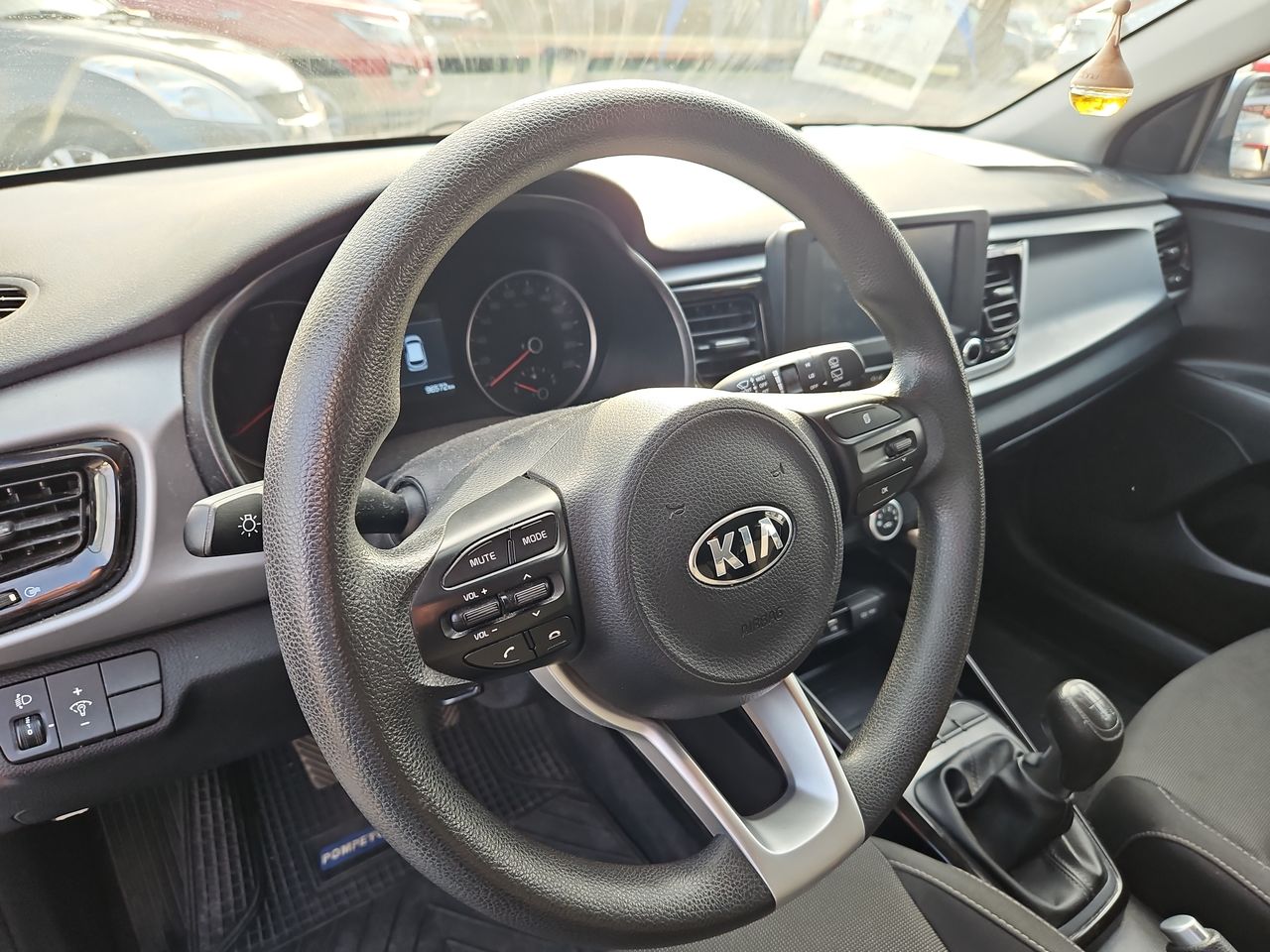 Kia Rio 5 Rio 5 Ex 1.4 2020 Usado en Usados de Primera - Sergio Escobar