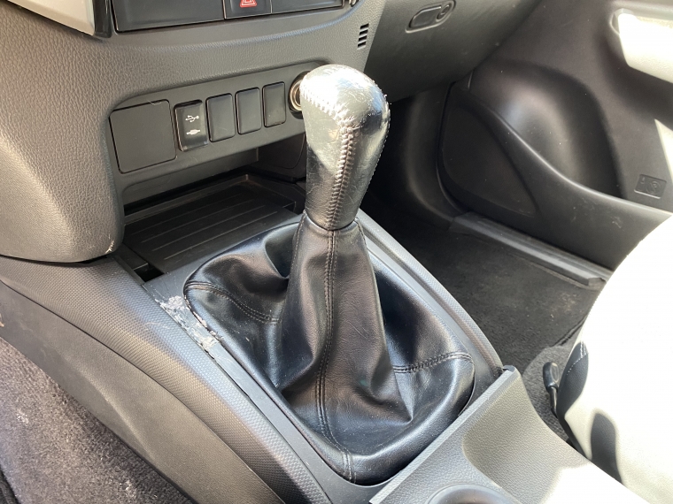 Mitsubishi L200 Katana Cr 2.4 2021 Usado  Usado en Kovacs Usados