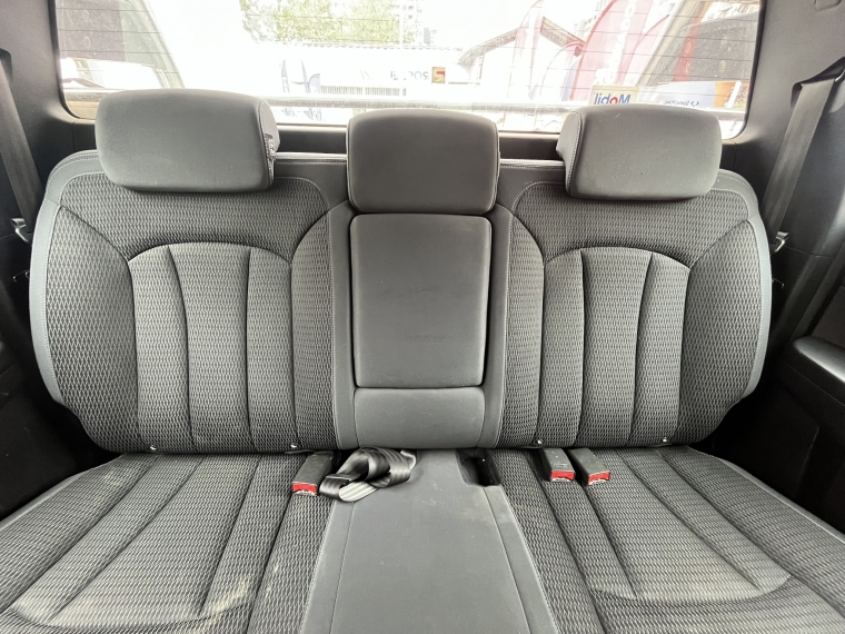 SsangYong Grand Musso — foto 24 de 24