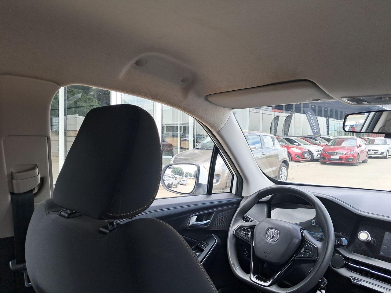 Changan Cs15 Cs15 Hb 4x2 1.5 2022 Usado en Usados de Primera - Sergio Escobar