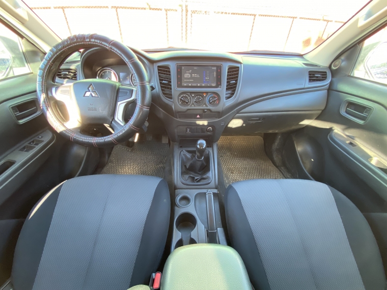 Mitsubishi L200 L200 Work Cr Wf 2.4 2021 Usado en Rosselot Usados