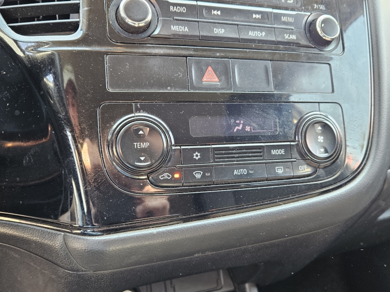 Mitsubishi Outlander Outlander 4x2 At 2.0 Ac 2015 Usado en Rosselot Usados