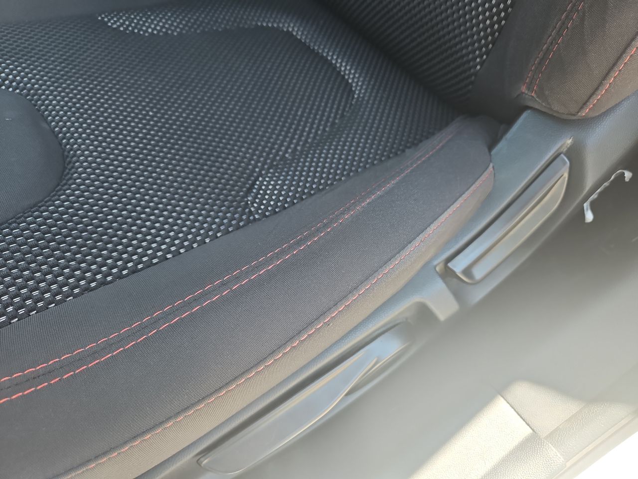 Jac Js2 Js2 Hatchback 1.5 2024 Usado  Usado en Webautos.cl