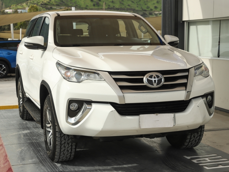 Toyota Fortuner Srv 2.7 2018  Usado en Guillermo Morales Usados