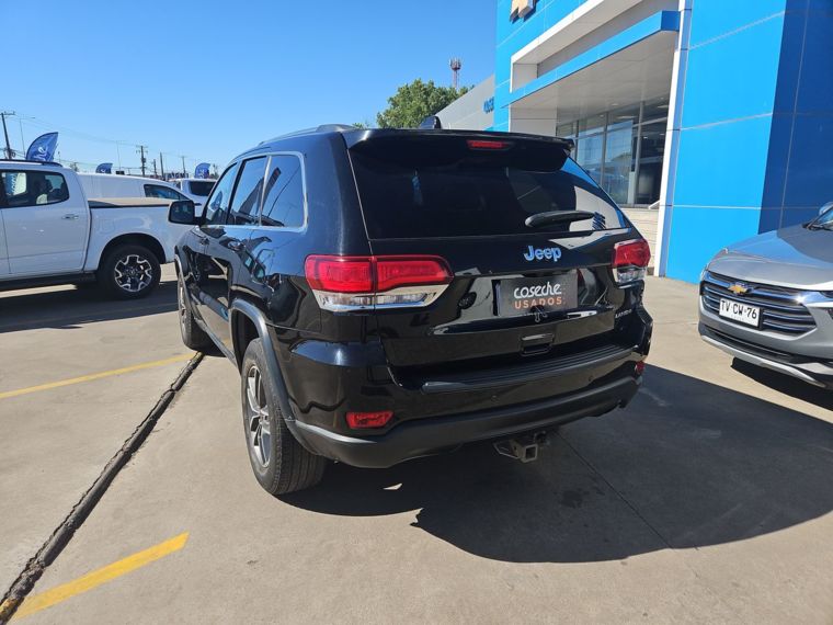 Jeep Grand cherokee 3.6 Laredo 4x2 At 5p 2022 Usado  Usado en Webautos.cl