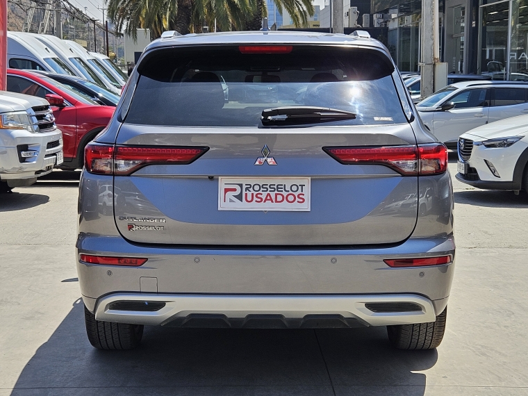 Mitsubishi Outlander Outlander Gls Ltd 4x4 2.5 Aut 2023 Usado en Rosselot Usados