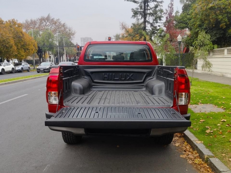 TOYOTA HILUX DX 4X2  2.4 - imagen 16