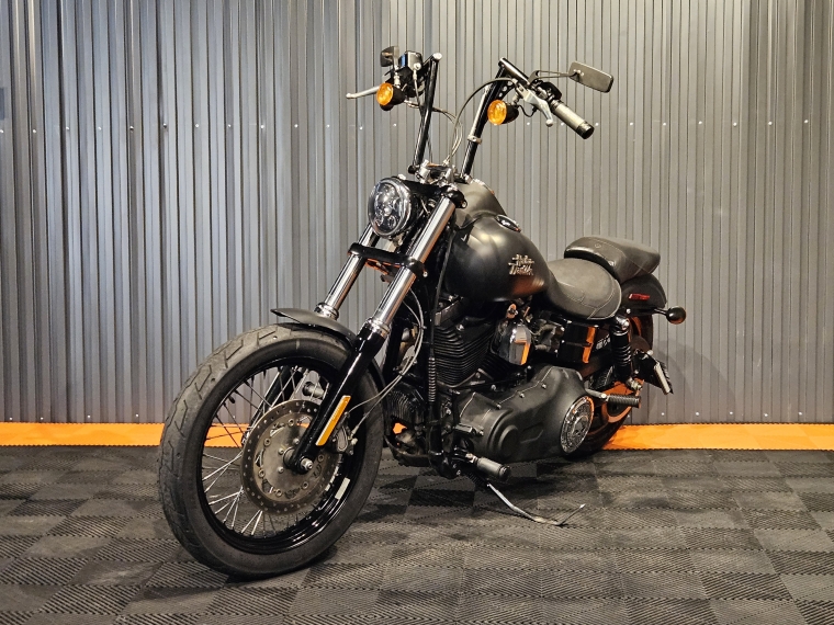 Harley-davidson Street bob Dyna 96 2013 Usado en BMW Premium Selection Harley-davidson Street bob Dyna 96 2013 Usado en BMW Premium Selection
